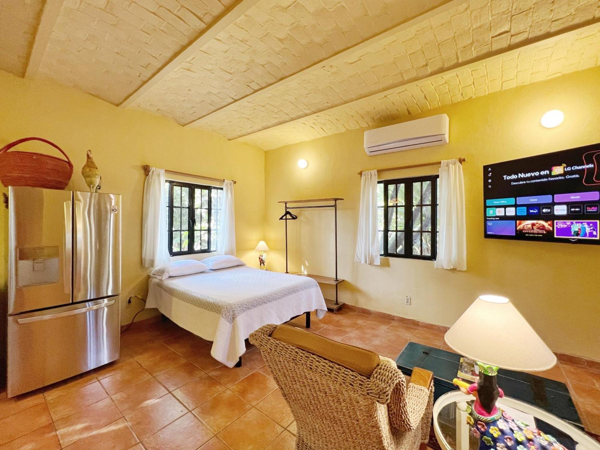 Estrellita'S Bed & Breakfast Ajijic Luaran gambar
