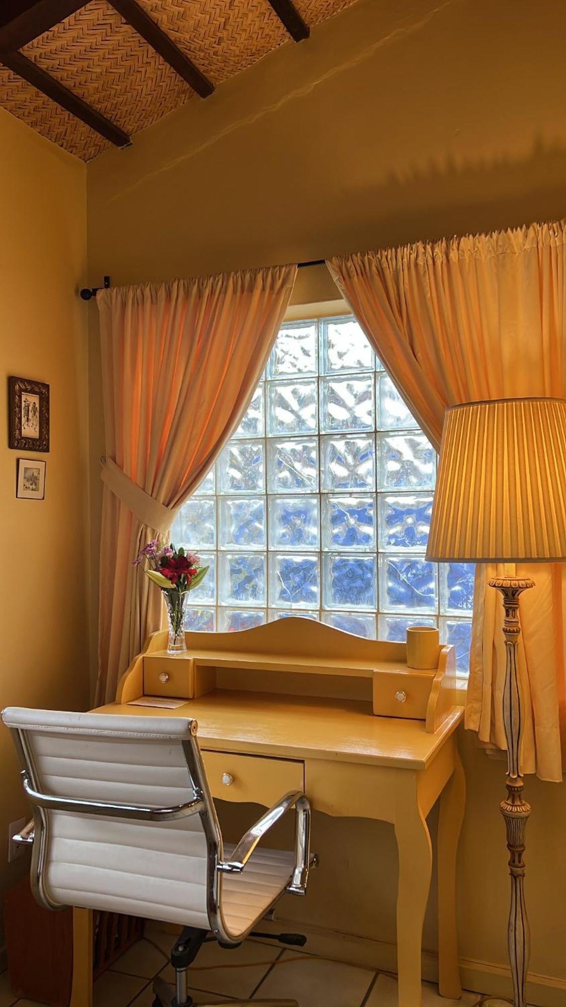 Estrellita'S Bed & Breakfast Ajijic Luaran gambar