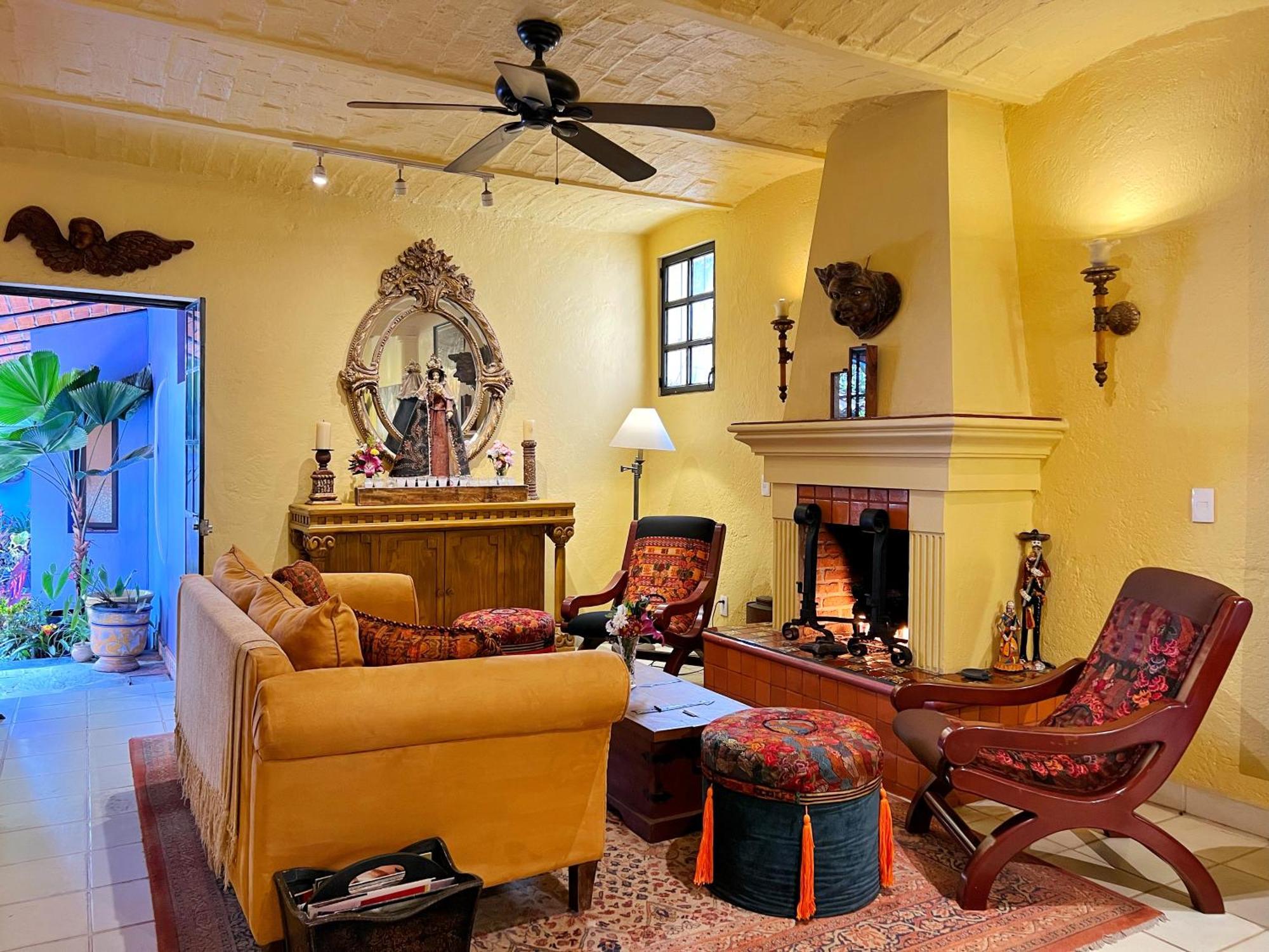 Estrellita'S Bed & Breakfast Ajijic Luaran gambar
