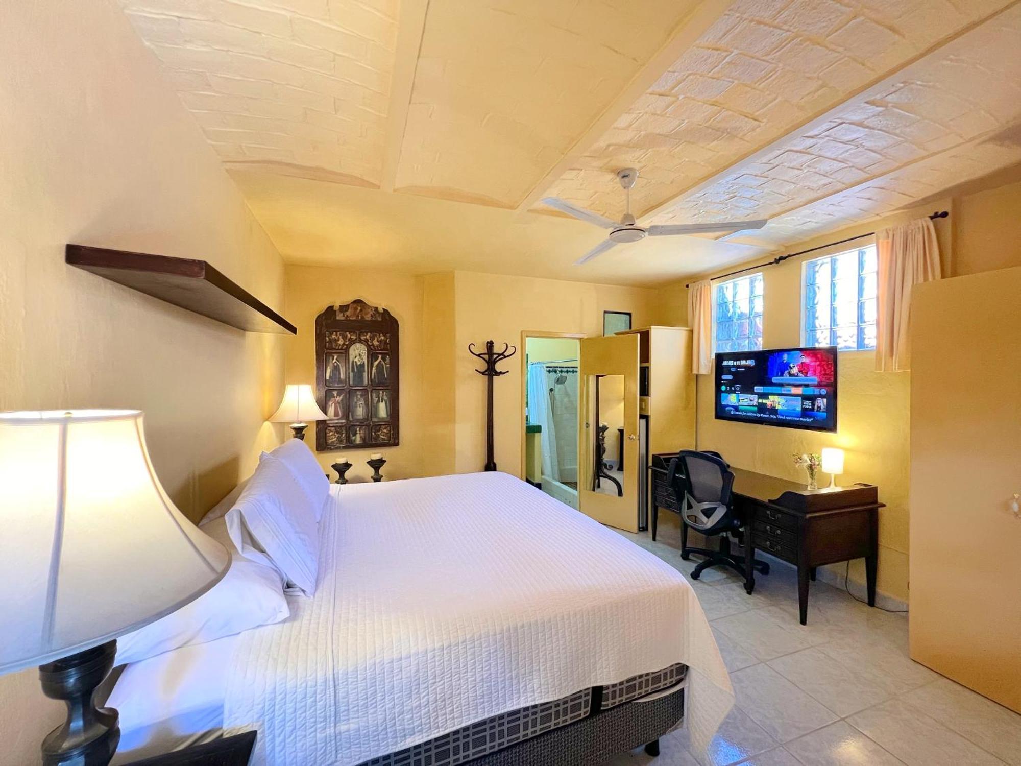 Estrellita'S Bed & Breakfast Ajijic Luaran gambar
